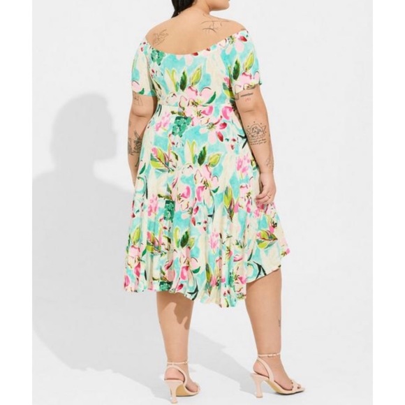 🆕 Floral Supersoft Off Shoulder Skater Dress 1 1X 14 16 NWT Torrid New! - Picture 2 of 6